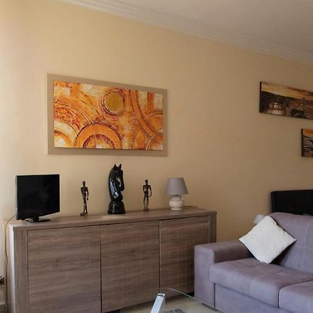 Tritone Apartment Рим Екстер'єр фото